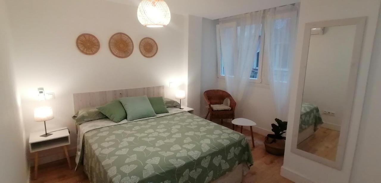 Апартаменти El Palo Cosy, 200 M From The Beach Малага Екстер'єр фото